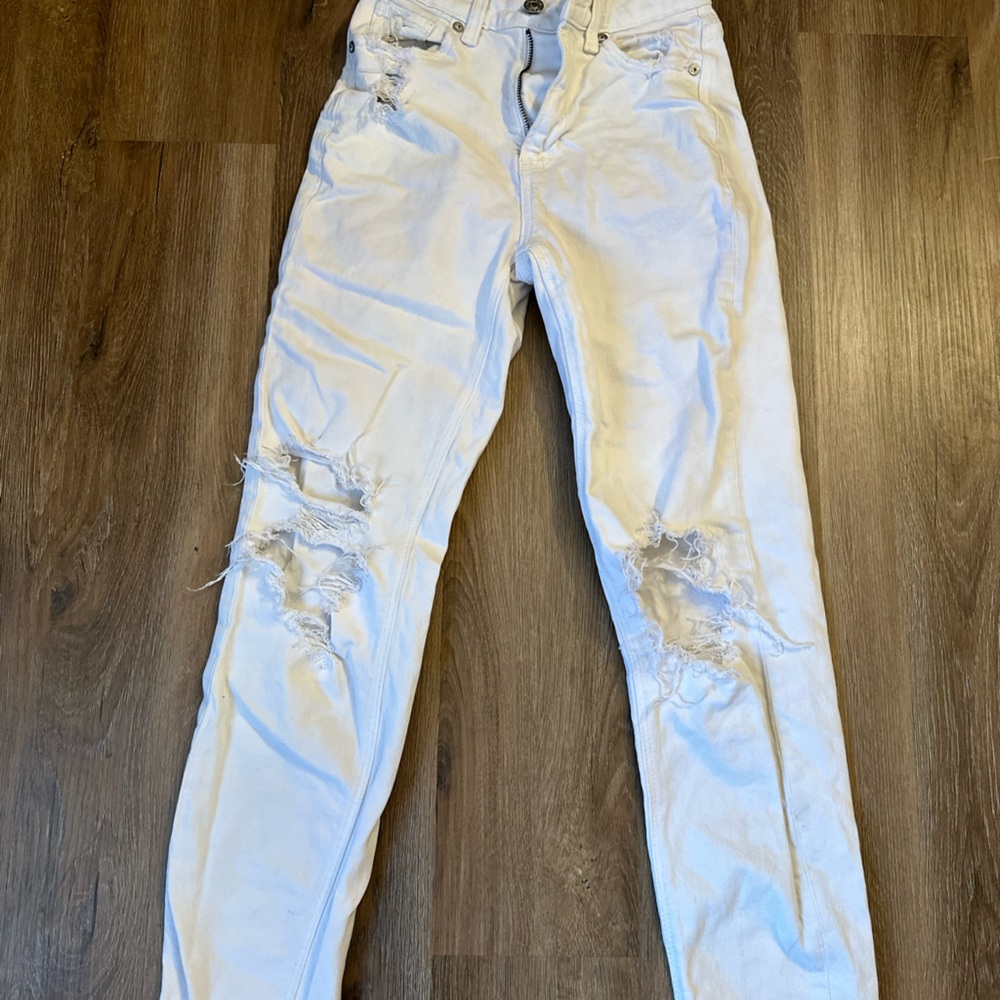 American Eagle White ripped jeans, size 000